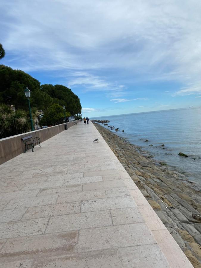 Apartment Mit Meerblick Am Strand Costa Azzura Grado Extérieur photo